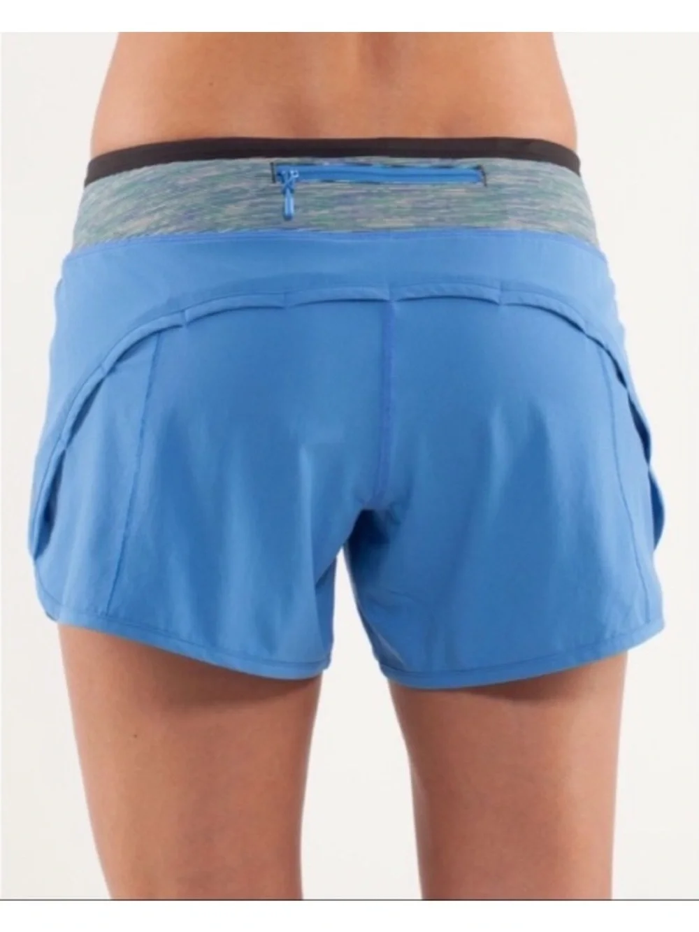 Lululemon Turbo Run shorts in Porcelain Blue size 2